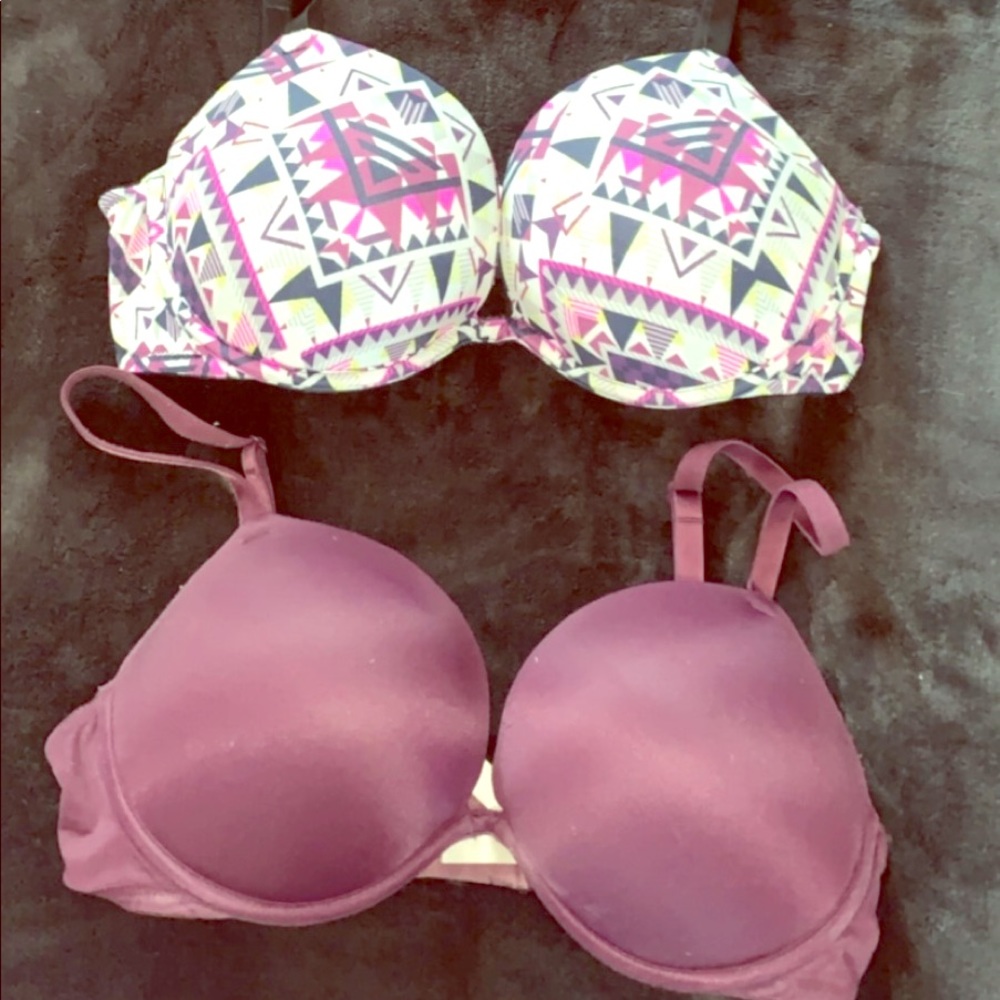 2 victoria’s secret push up bras!